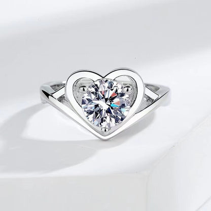 1 Karat Moissanite Ring Four-claw Female Ring Live Mouth