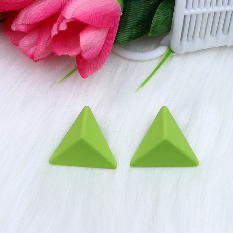 12 Color Triangle Three-dimensional Spray Paint Ear Studs